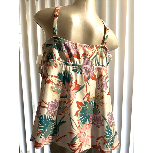 NWT Raisins Curve White And Lavender Purple Tankini Bathing Suit Top Size 2X - Picture 9 of 10